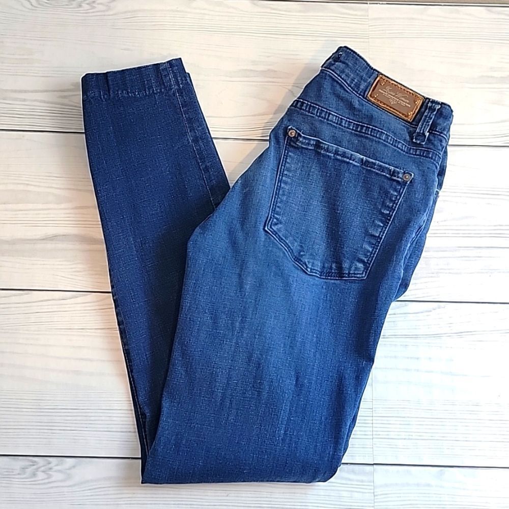 Laura Woman Premium Denimwear slim fit blue jeans Size 6